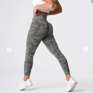 NVGTN khaki green camo legging